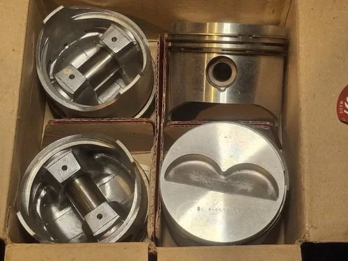 Fiat X19 1500 / Ritmo 85 86.4mm piston set BORGO 66.6942.0  (Standard size)